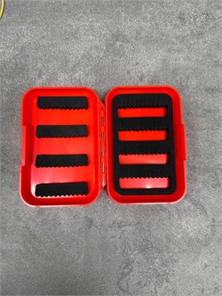 Коробка для мормышек, блесен на магнитах (115*75*28) 31596